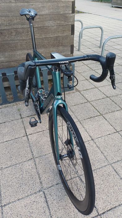 Canyon Ultimate CF SLX 8 Disc eTap