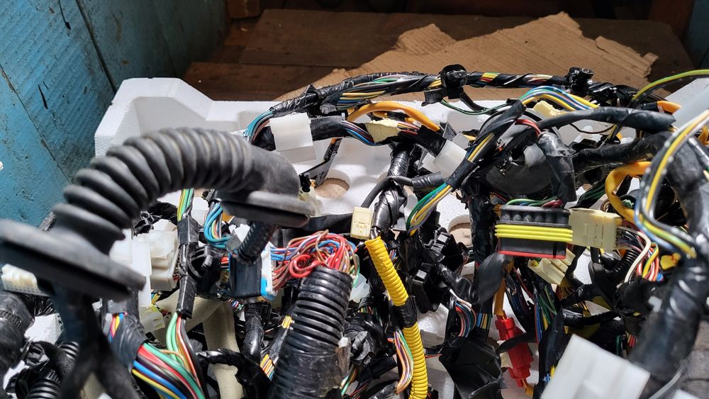 Проводка торпеды, салона Mitsubishi Colt 6 CZ3 2004-12, 1.3 роб, 4A90