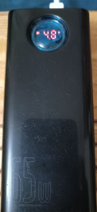 Baseus 65W 30000aH powerbank uszkodzony części