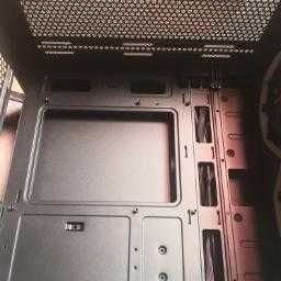 Vendo caixa de computador NOVA