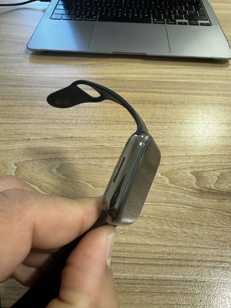 Apple watch series 8 aço inox com ecrã em safira