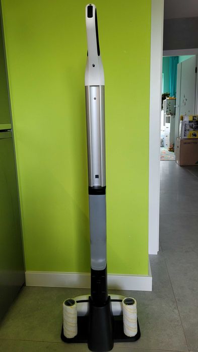 Mop elektryczny FC 3 PREMIUM HOME LINE bezprzewodowy.