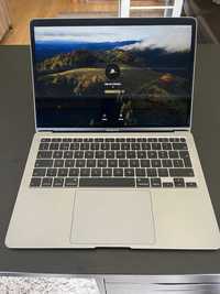 MacBook Air 2020 i7, 8GB RAM, 256GB SSD + Dongle