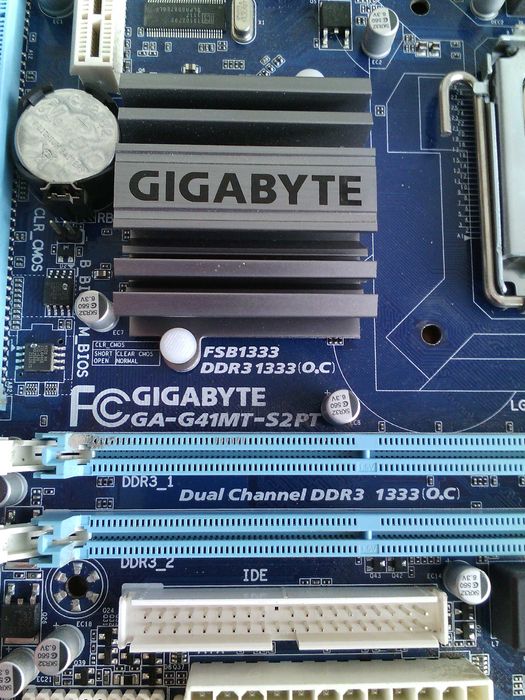 Материнская плата  GIGABYTE GA-G41MT-S2PT