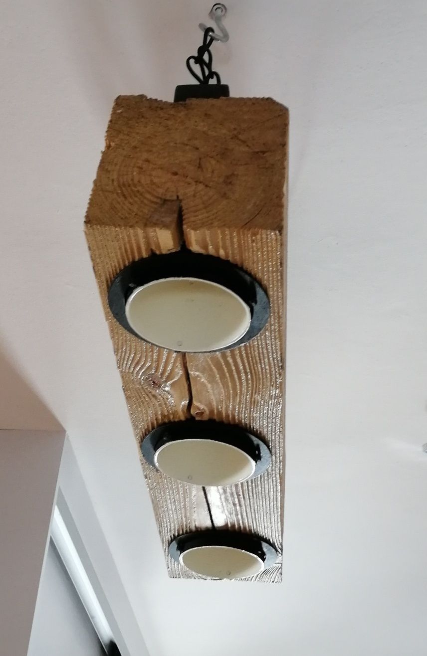 Lampa sufitowa wisząca. Belka.