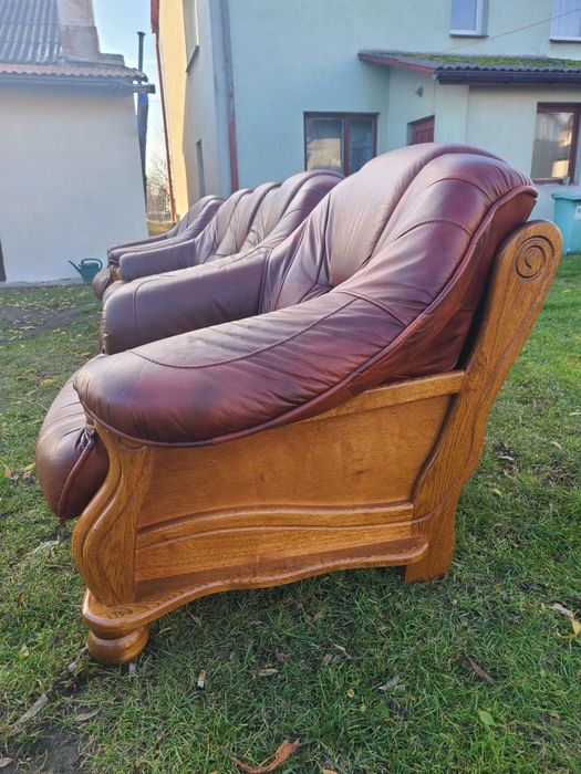 Комплект шкіряних меблів