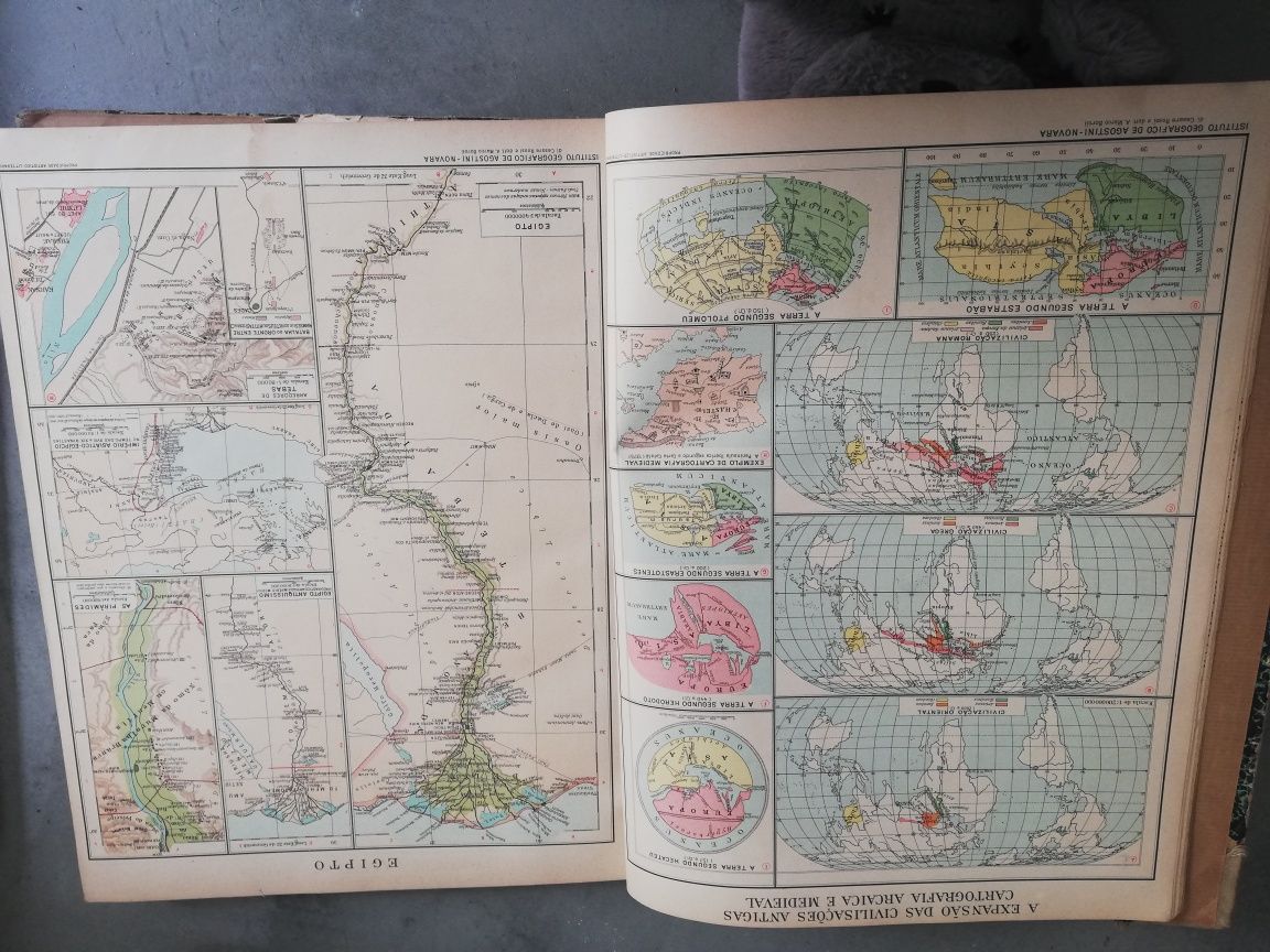 Atlas antigo n. º 218 de João Soares Prof. dos Pupilos do Exercito