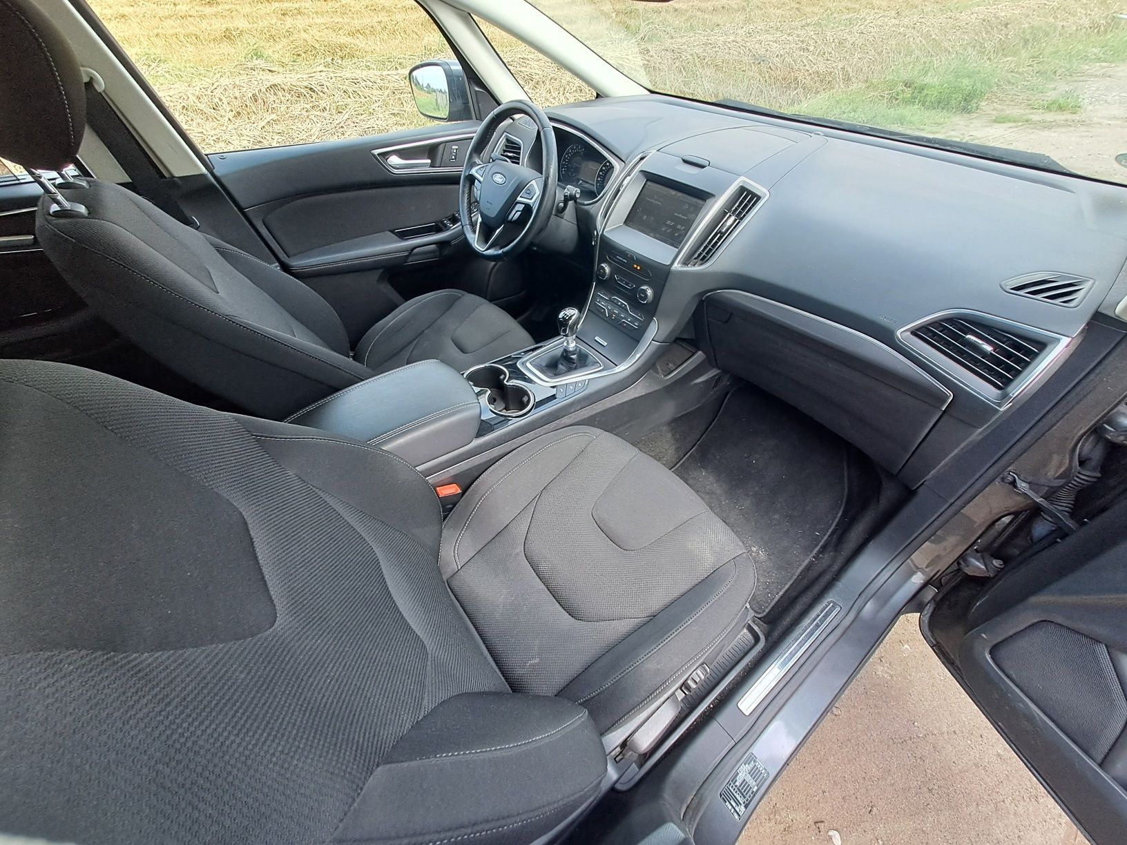 Ford S-max ! Titanium !