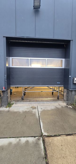 3 szt. bramy garażowe, rolowane 3,5m x 3,8m elektrycznie