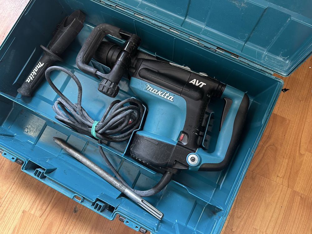 Młotowiertarka Makita HR4001c Zestaw Dłuto