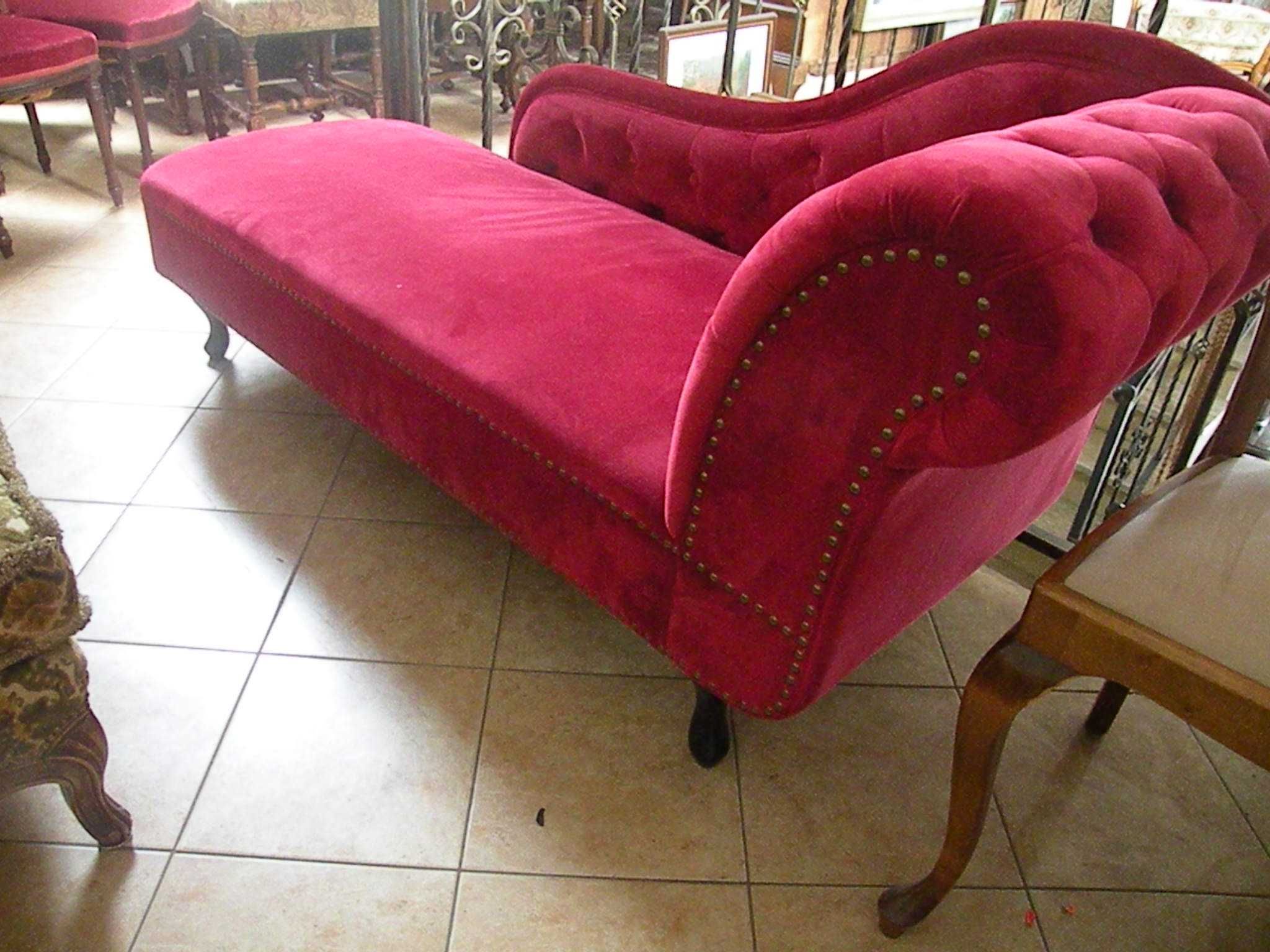 Szezlong w Stylu Ludwika Chesterfield