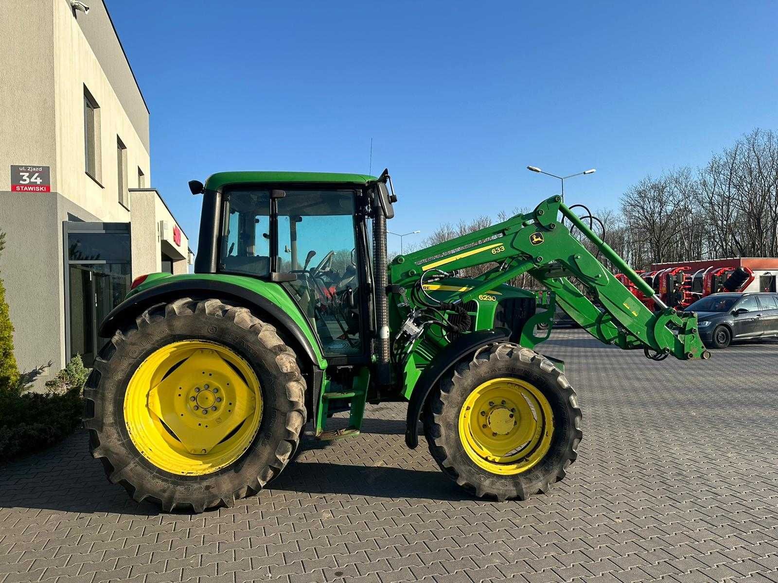 Ciągnik John Deere 6230