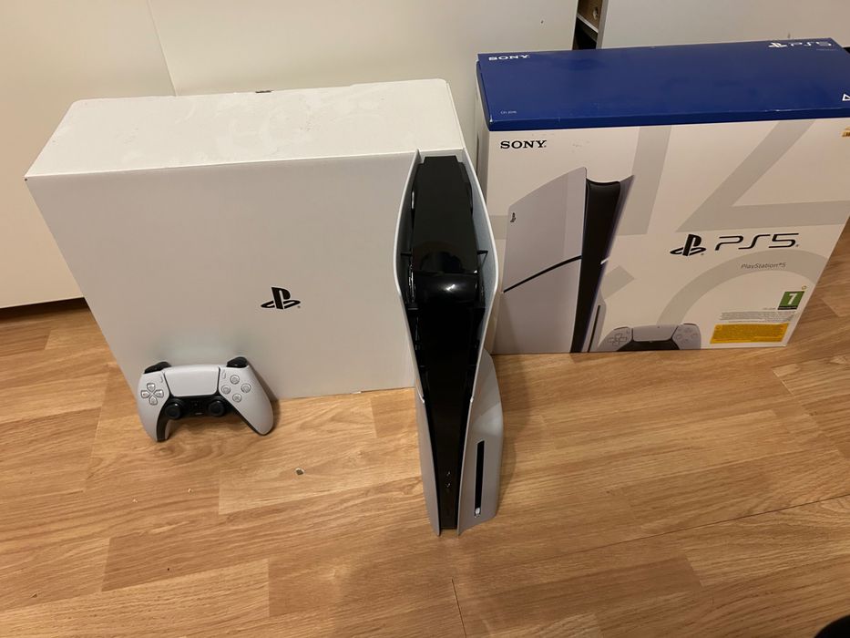 Konsola PlayStation 5 825 z napędem gwarancja