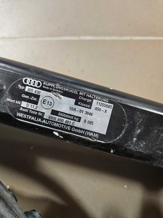 Фаркоп Audi a4 b9 8w0800491c