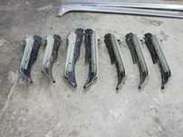 Кріплення  Крила Переднього  Ауді  Ку 7 Audi Q 7 4L0805176A 4L0805157