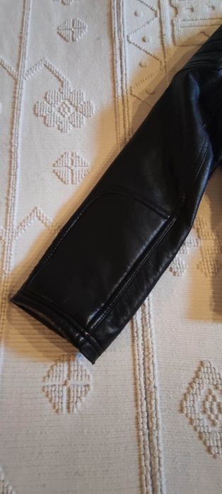 Casaco / Blusão de criança El corte inglés, forrado e em ótimo estado.