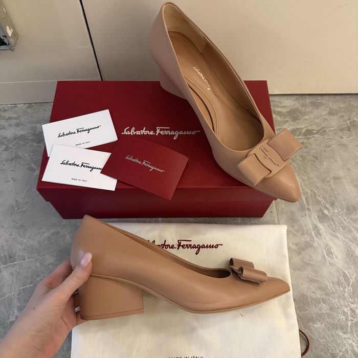 Туфли Ferragamo, оригинал, в отличном состоянии, размер 40.5, кожа