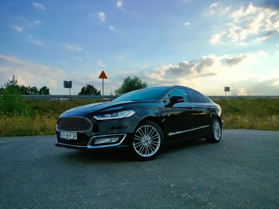 Ford Mondeo Mondeo MK5 hybrydowy 187km Vignale salon PL