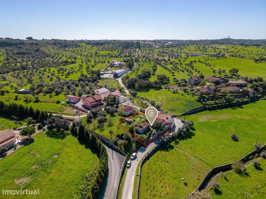 Moradia T2 Em Fase De Restauro