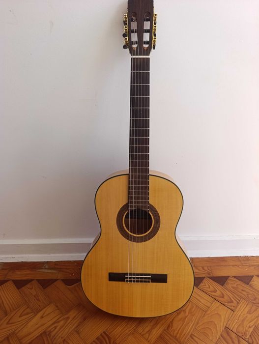 EXCLUSIVO! Guitarra Flamenca Como NOVA