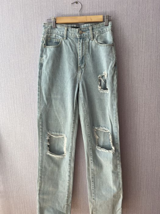 Джинси Pretty little Thing