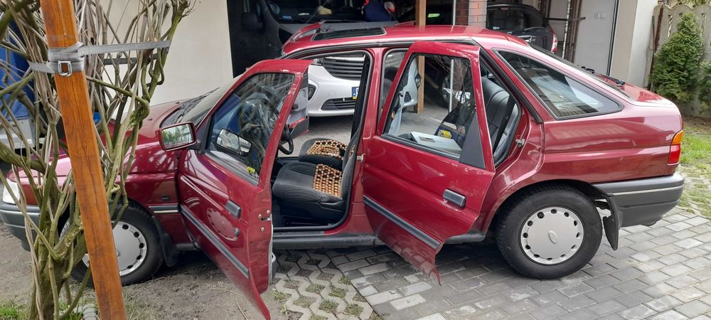 Ford Escort MK V 5 1992r. zabytek żółte tablice sprzedam