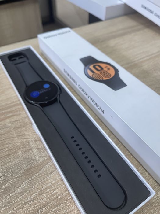 Смарт-годинник Samsung Galaxy Watch4 Classic 44mm