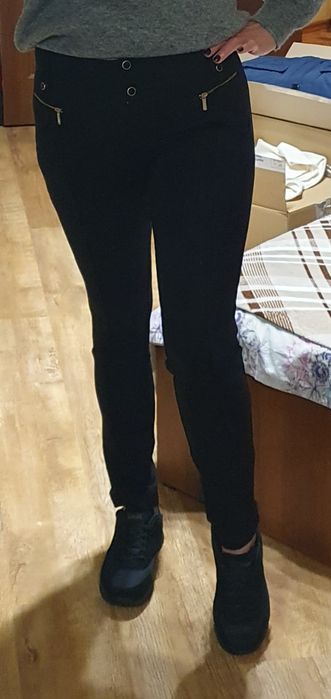 Продам стрейчевые брюки