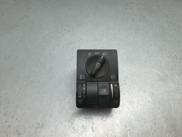 Botão / interruptor de luzes OPEL Corsa C