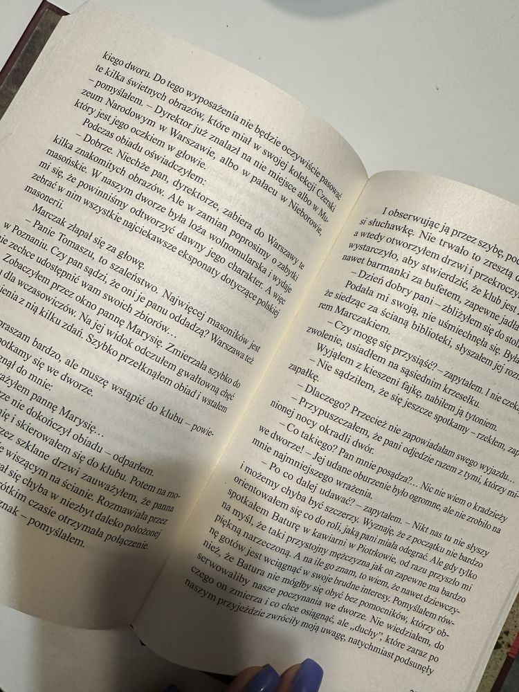 Pan samochodzik i niesamowity dwor ksiazka opowiadanie Nienacki Nowa