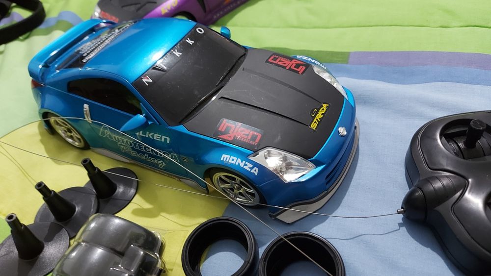 2 Carros telecomandados