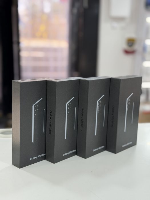 Samsung S25 Ultra 12/512gb Gray/Black/Blue Piotrkowska 136 w bramie