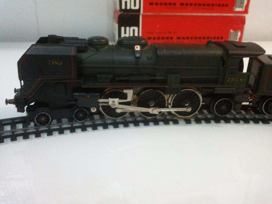 Locomotiva a Vapor 231 C - Jouef HO