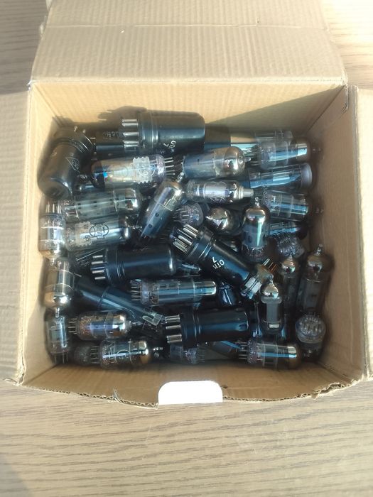 Продам радиолампы.