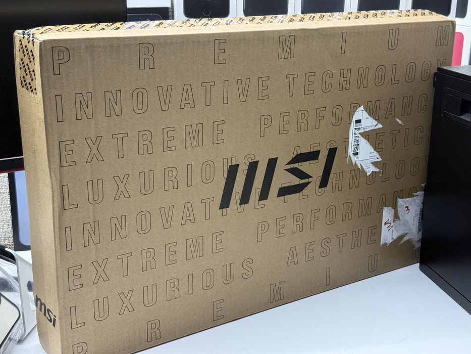 MSI Vector 16 HX AI A2XWIG Ultra9/RTX5080/16gb/1tb TradeIn/Oбмeн