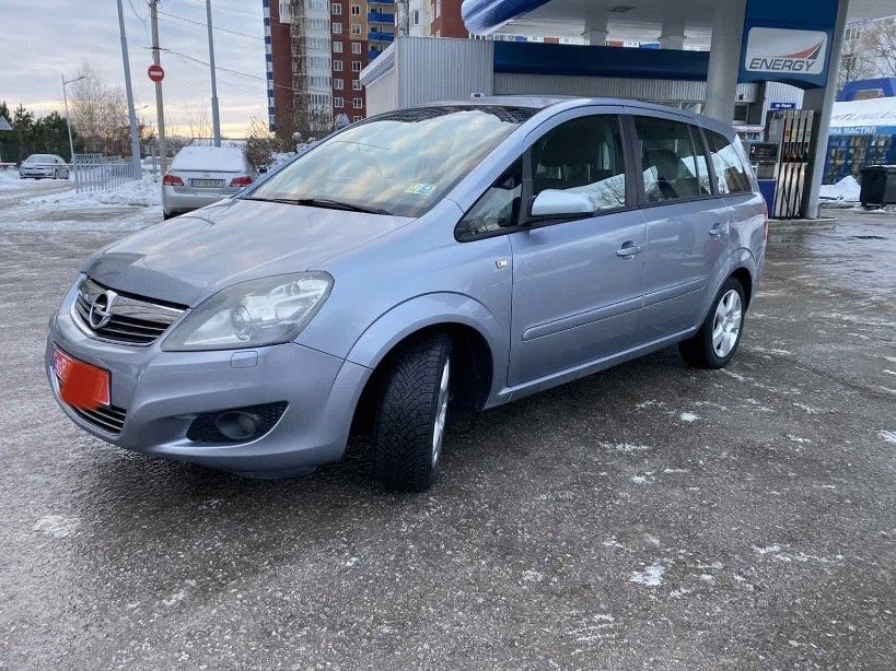 Opel Zafira B 2008