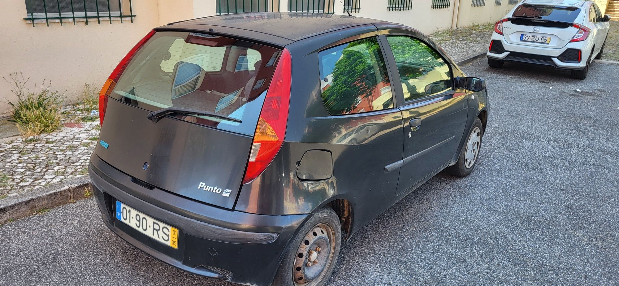 Fiat punto ll 2001 impecável