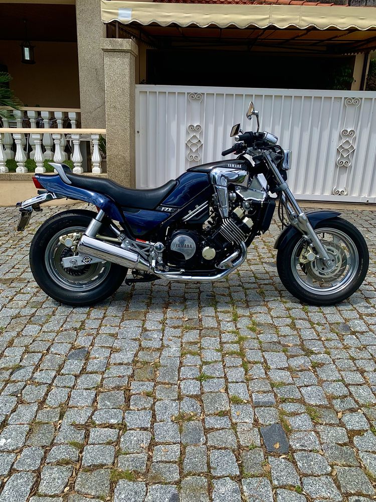 Yamaha fzx 750