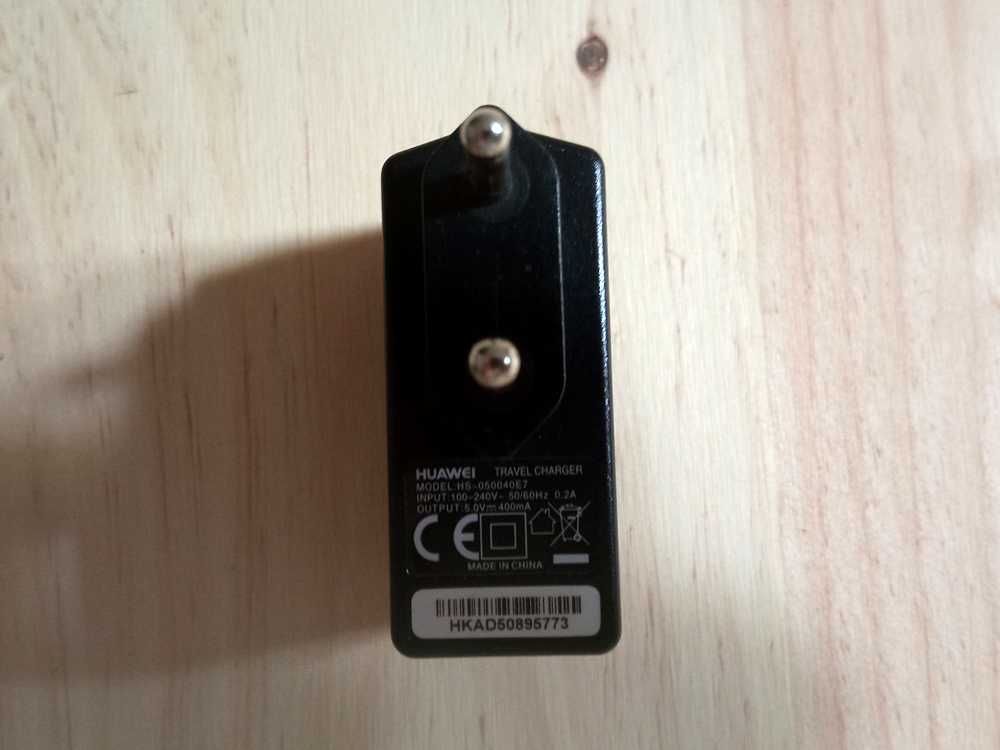 Carregador Para Telemóvel - Huawei HS-050040E7
