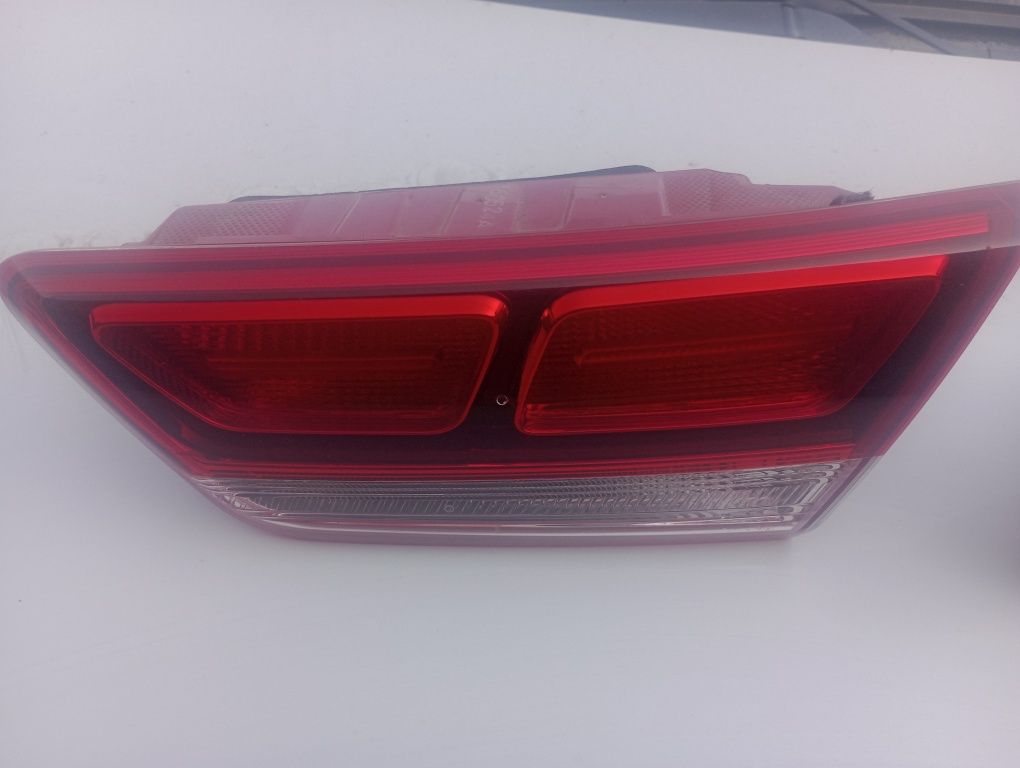Задні фонарі Kia Optima