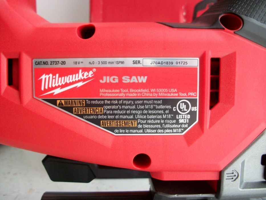 Бесщеточный аккумуляторный лобзик Milwaukee M18 2737-20 FUEL (FJS-0X)