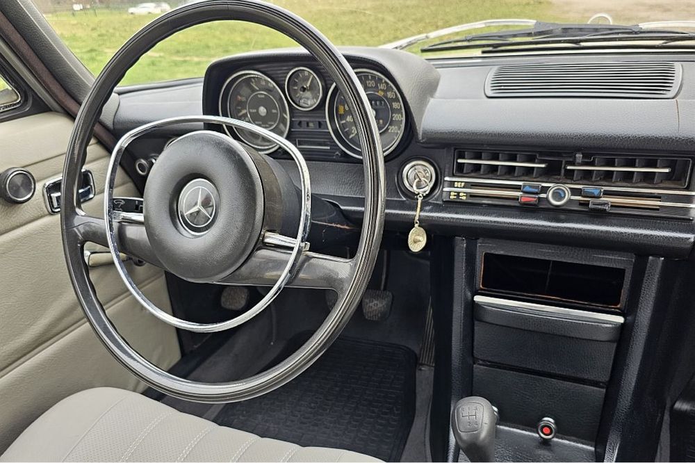 Mercedes w114/115 zamiana kamper bus 9 osob