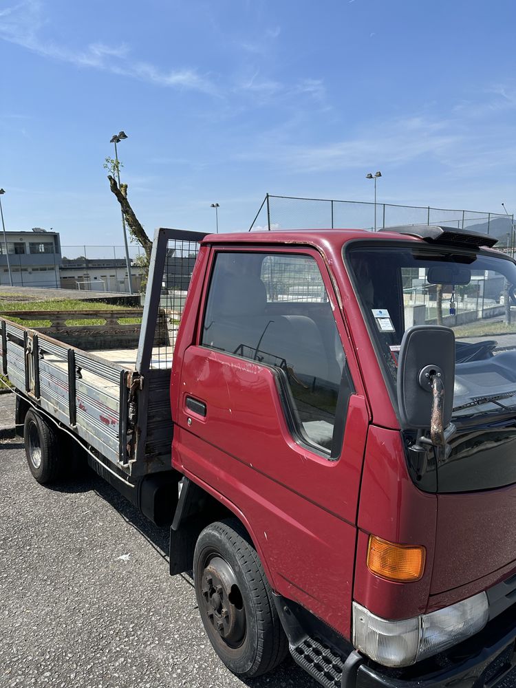 Toyota Dyna 150 - Rodado Duplo