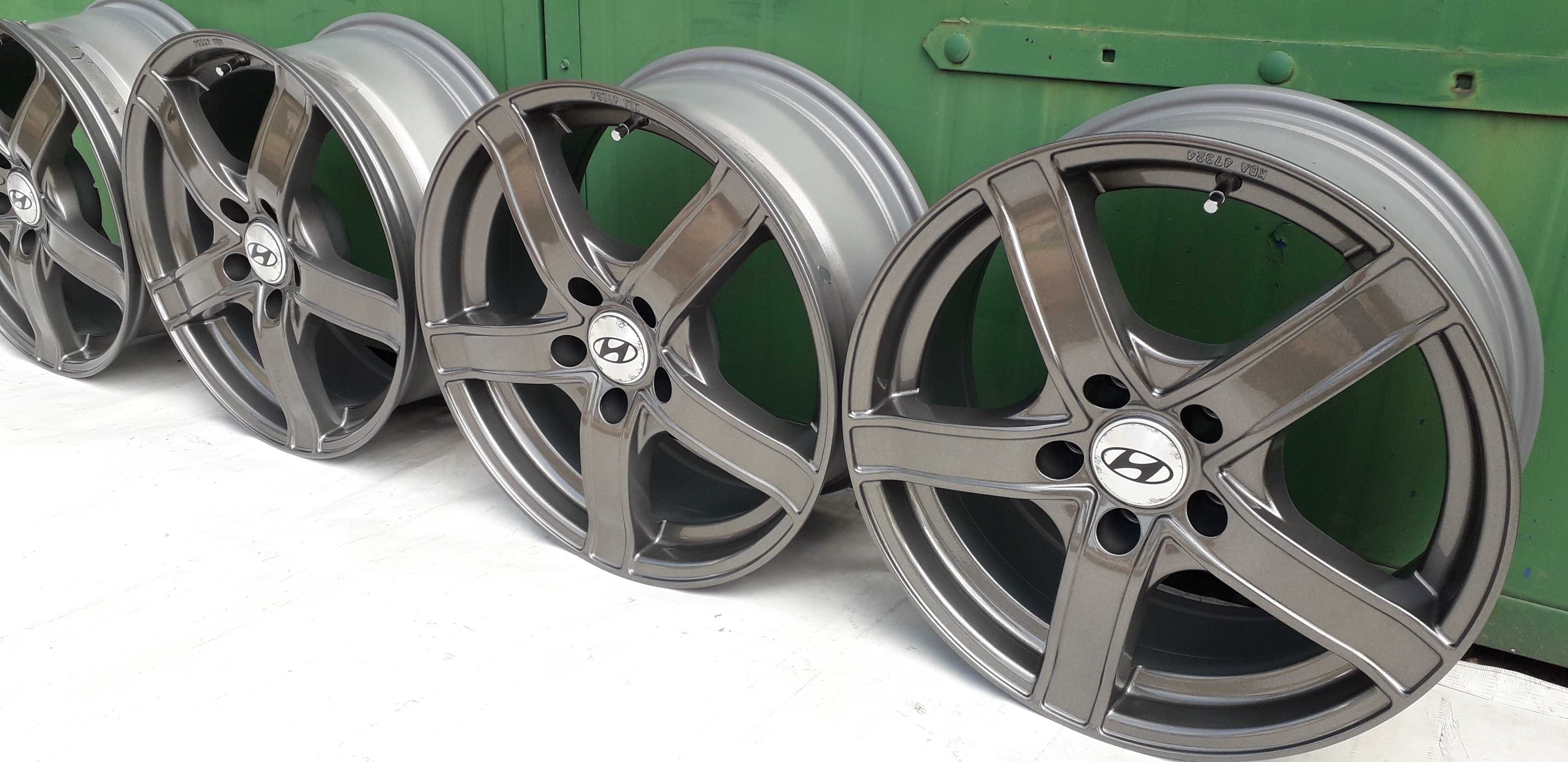 Felgi aluminiowe  17' 5x114,3 Hyundai, KIA  -grafit