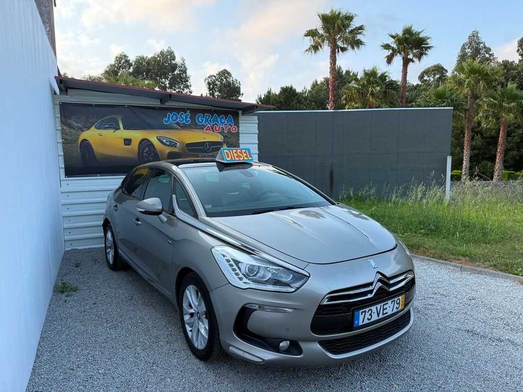 Citroen Ds5 2.0Hdi Hybrid 4x4 Cx/auto 10/2013