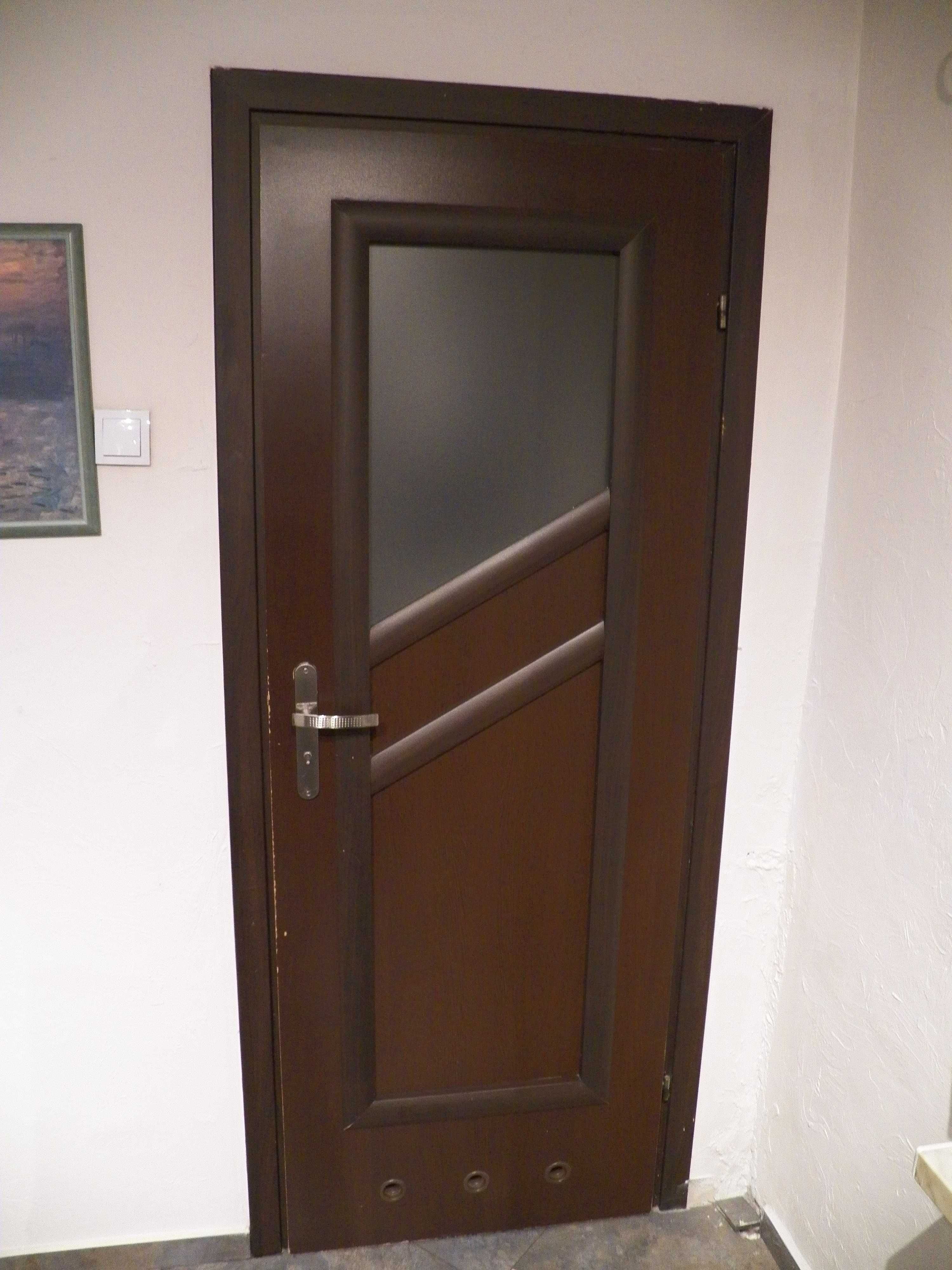 Drzwi wewnętrzne Home Doors lewe prawe 80, 70 z futryną i zamkiem.