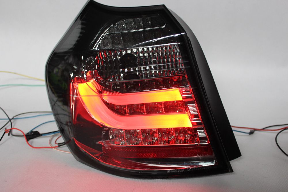 Lampy tył tylne BMW 1 E87 E81 3D/5D 04-07 Diody LED BAR NEON TUNING!