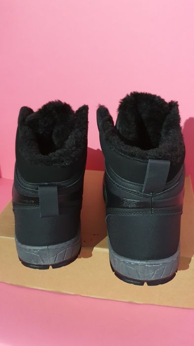 Śniegowce męskie czarne w rozmiarze 44 / wkładka ma 28 cm