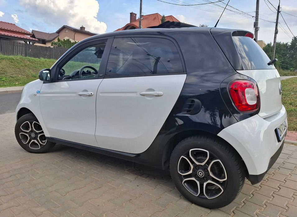 Smart 453 benzyna  2017 piekny cabrio