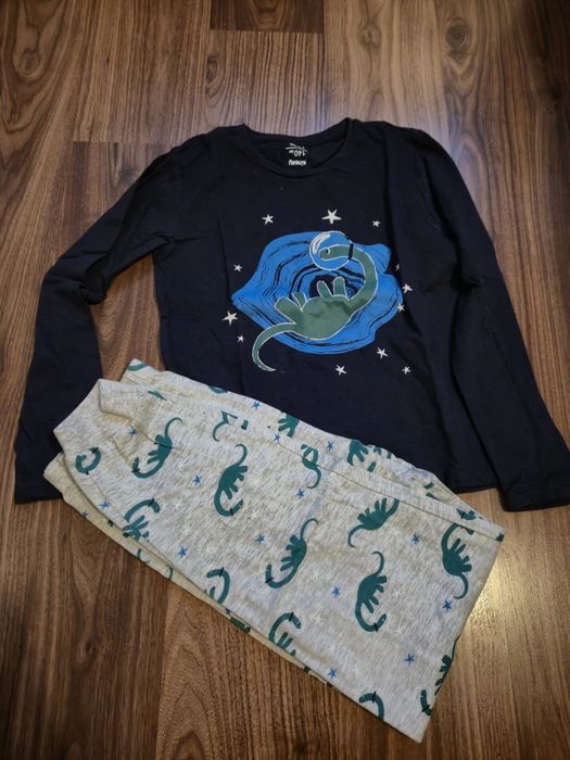 Piżama dla chłopca 140